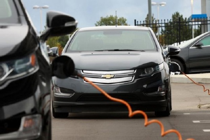 6 Things To Consider When Buying Hybrid Cars