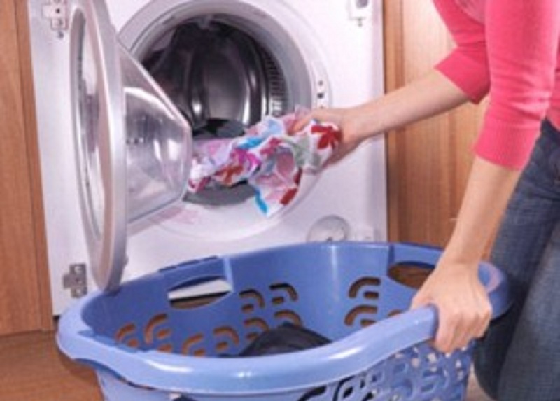 People Still Do Their Own Laundry? Not With Linen Hire!