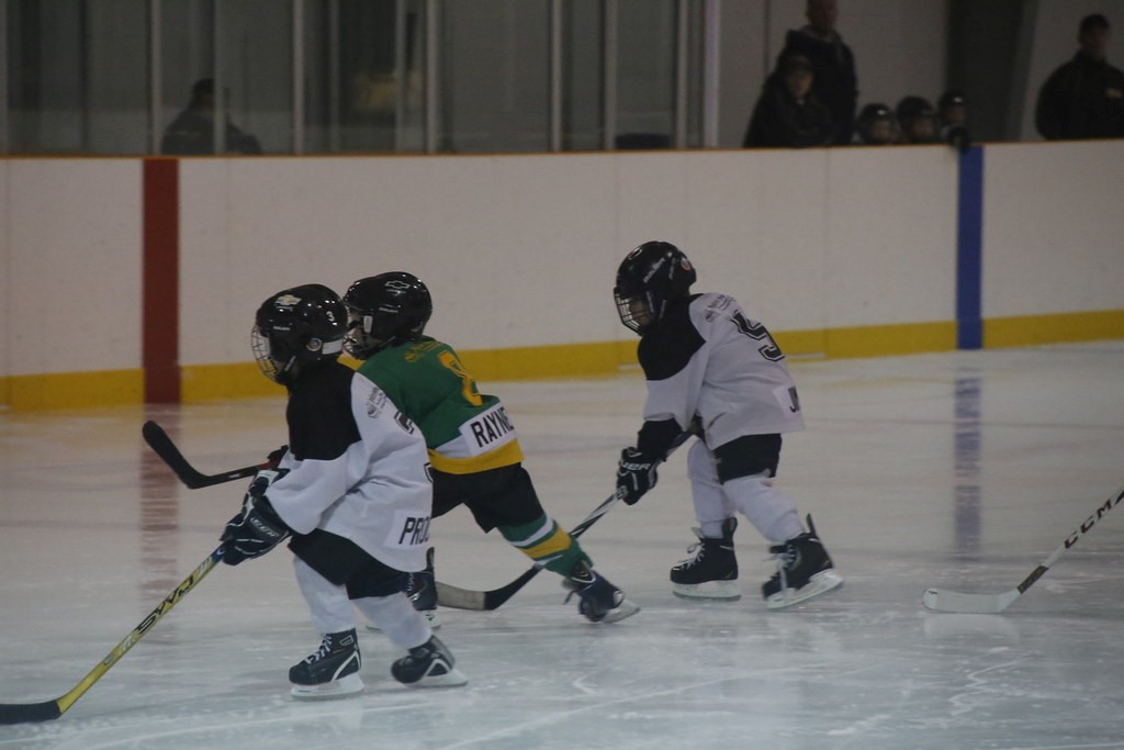 Why it’s beneficial for kids to play ice hockey at any age